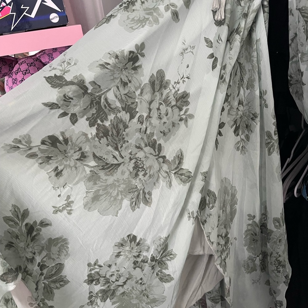 Floral Ruffle Midi Dress - Picture 13 of 16